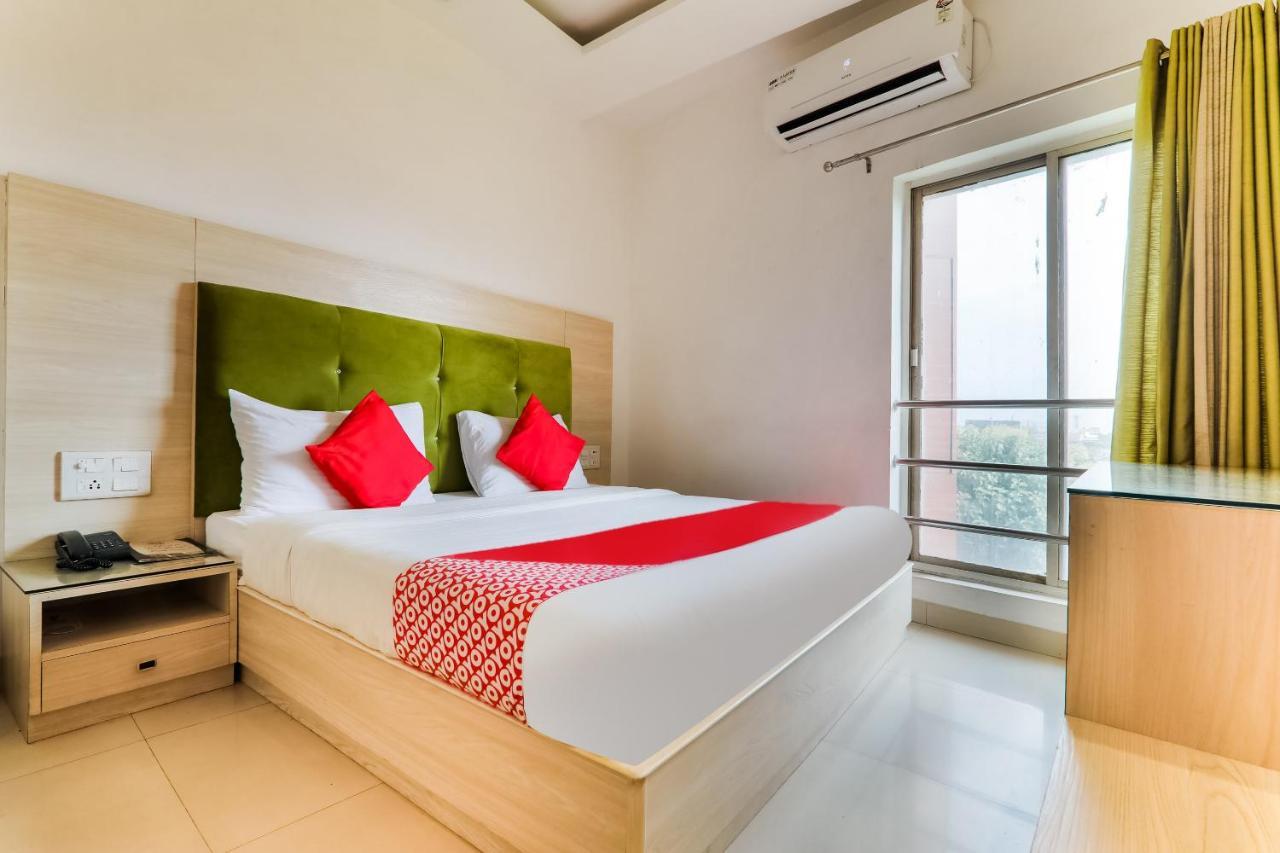 โอโย 4137 รีสอร์ต สิตากีรัน Hotel บาแรลลี ภายนอก รูปภาพ