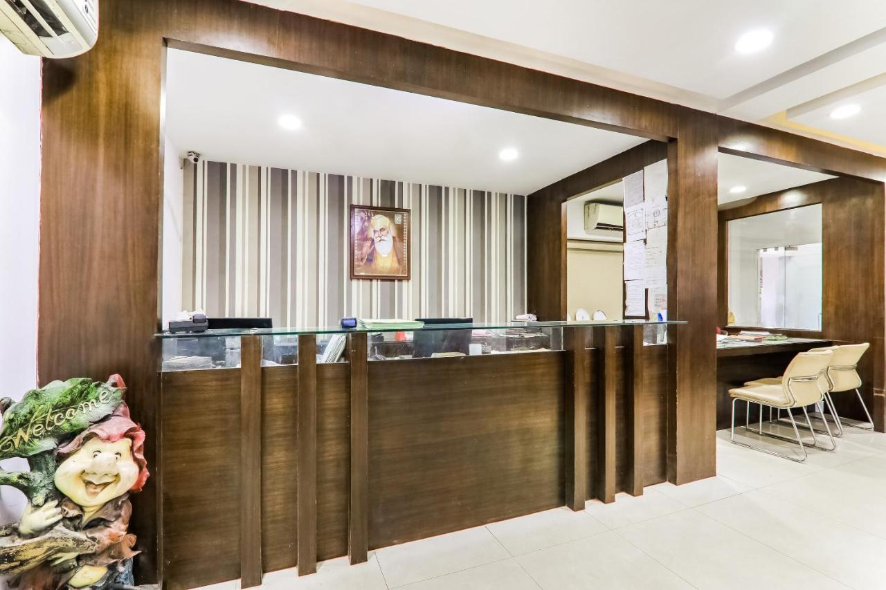 โอโย 4137 รีสอร์ต สิตากีรัน Hotel บาแรลลี ภายนอก รูปภาพ