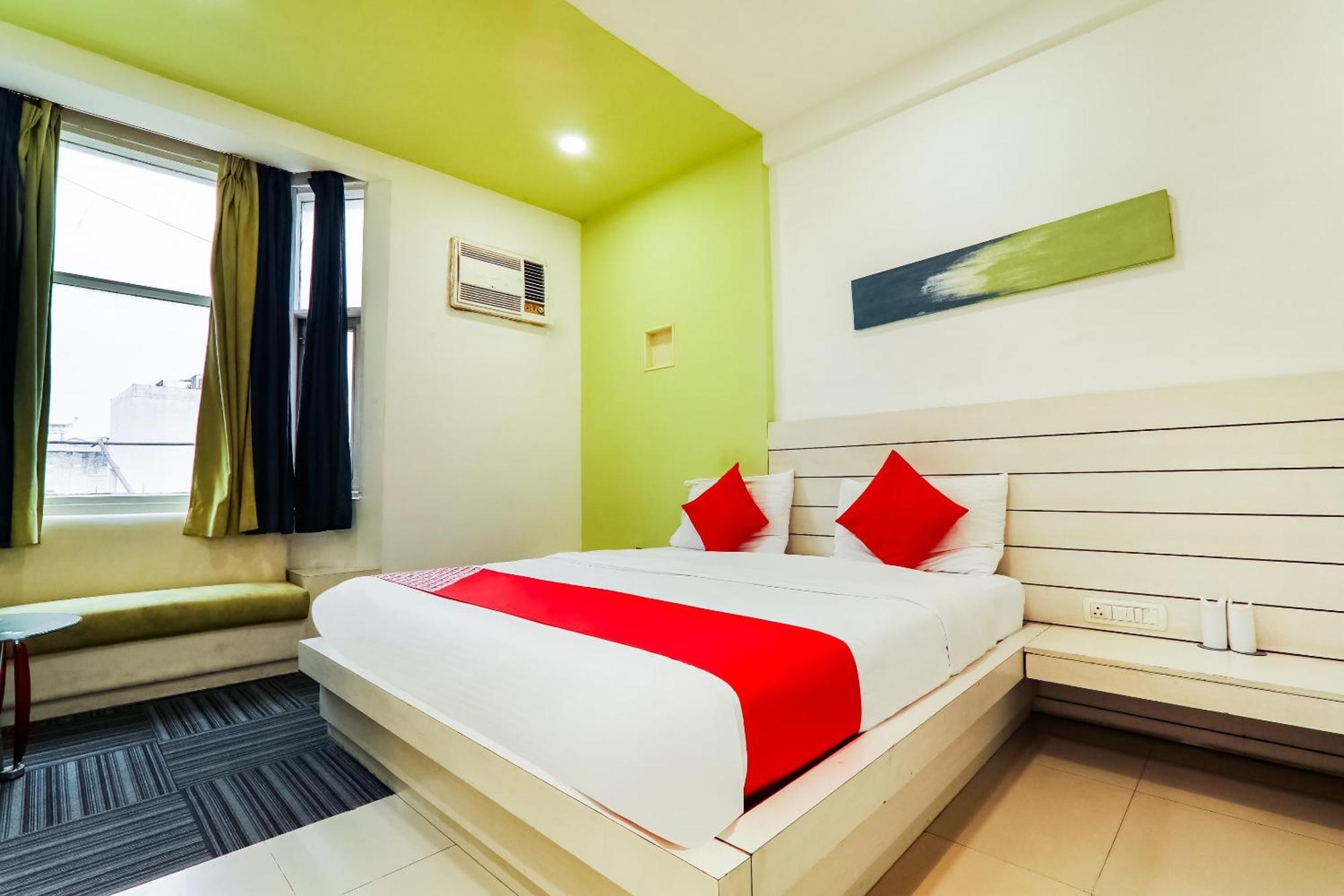 โอโย 4137 รีสอร์ต สิตากีรัน Hotel บาแรลลี ภายนอก รูปภาพ