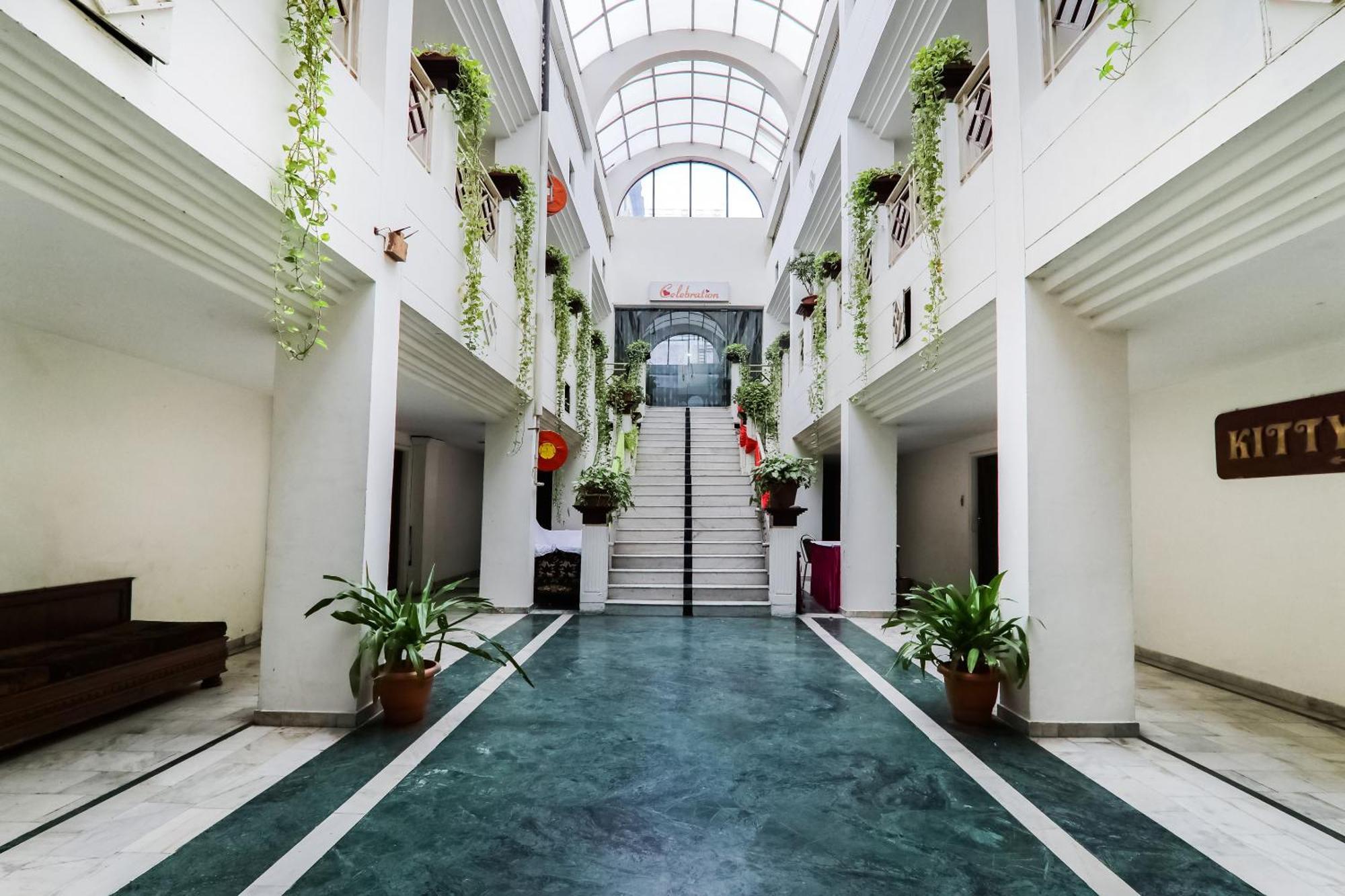 โอโย 4137 รีสอร์ต สิตากีรัน Hotel บาแรลลี ภายนอก รูปภาพ