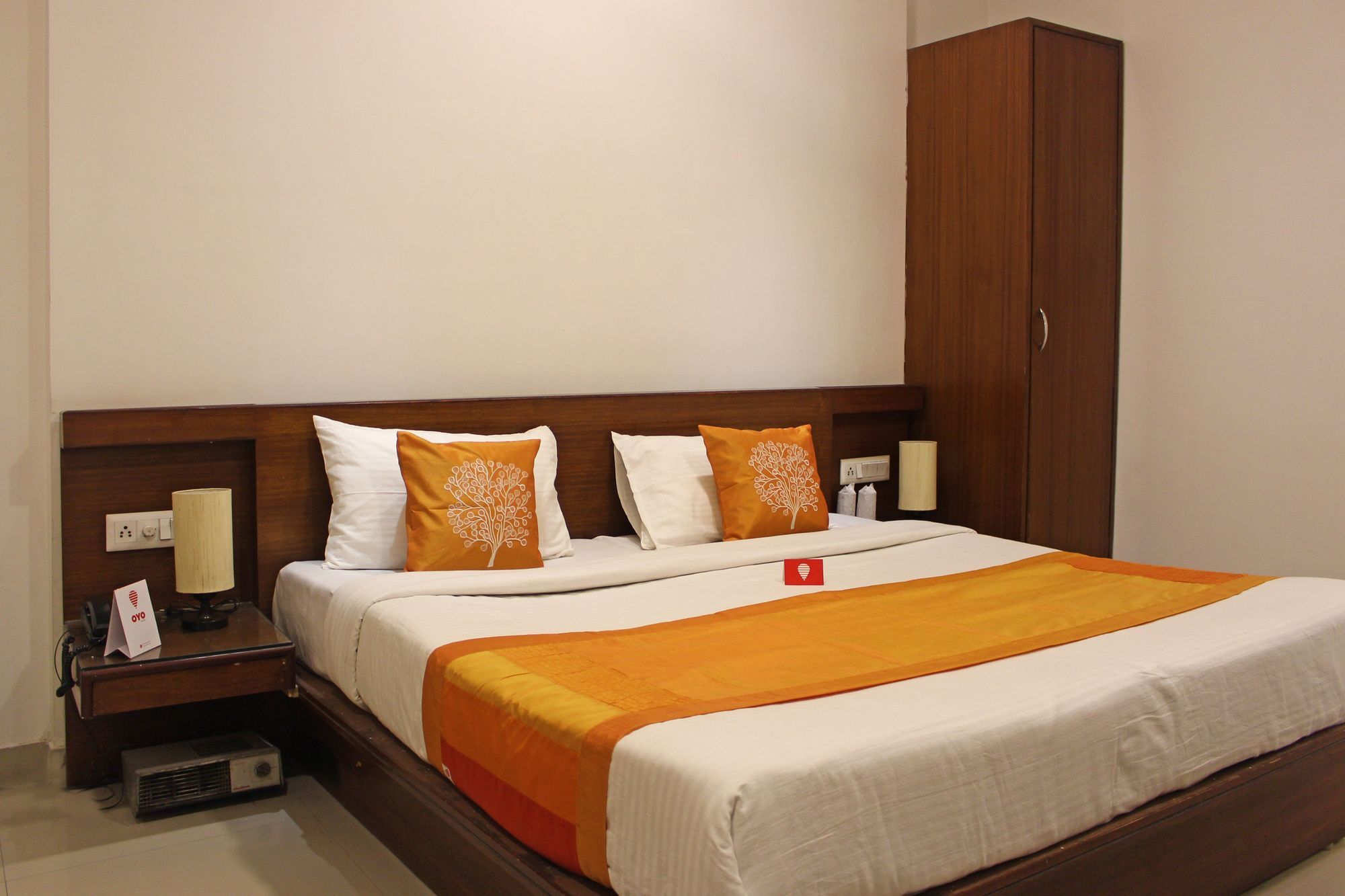 โอโย 4137 รีสอร์ต สิตากีรัน Hotel บาแรลลี ภายนอก รูปภาพ